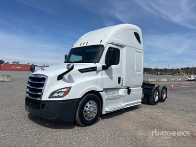 2019 Freightliner Cascadia 126 6x4 Sleeper Truck Tractor