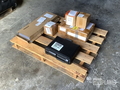 (2) Paint Guns, (9) Hose Sleeves & (2) Lighting Fixtures