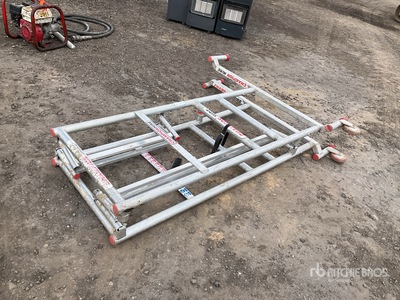 2014 MiPOD Mi-POD 1000 Scaffolding