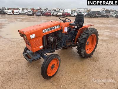 Kubota L185 2WD Tracteur Utilitaire tractor utilitario (Inoperable)