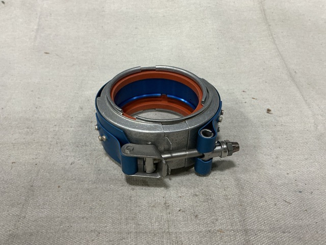 (2) Eaton Aerospace 18637-300 Grooved Clamp Couplings