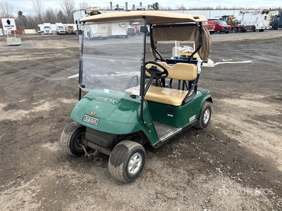 2011 E-Z-Go TXT48V Electric Golfwagentje