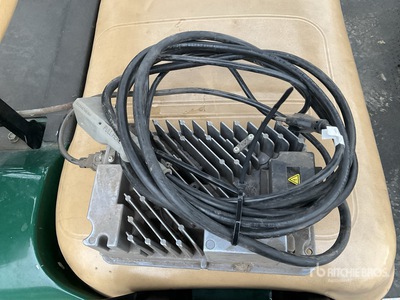 2013 E-Z-Go TXT48V Golfwagentje