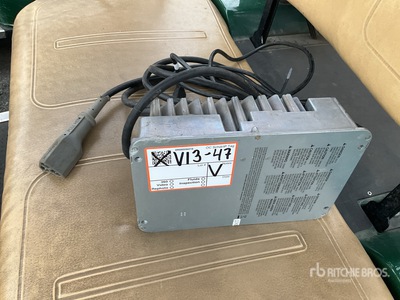 2013 E-Z-Go TXT48V Golfwagentje