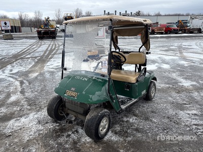 2013 E-Z-Go TXT48V Electric Golfwagentje