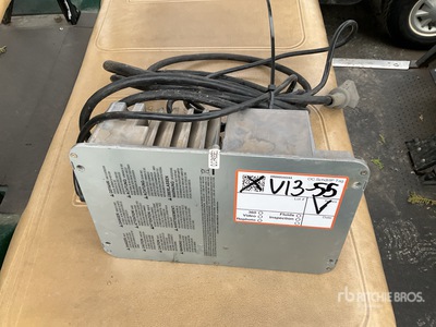 2011 E-Z-Go TXT48V Golfwagentje