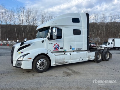 2019 Volvo VNL760 6x4 T/A Sleeper Truck Tractor