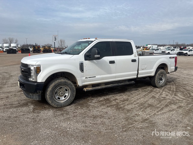 2019 Ford F-350 XL 4x4 Crew Cab Pickup