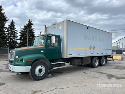 2001 Freightliner FL 112 6x4 Utility Truck
