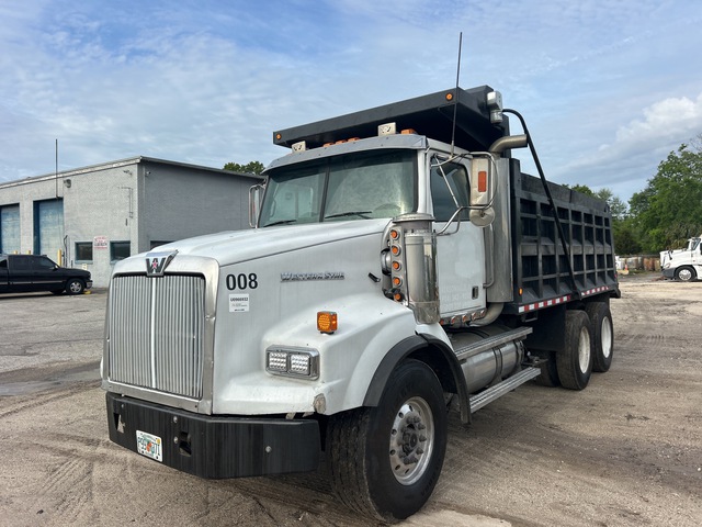 2007 Western Star 4900 FA 6x4 T/A Dump Truck 2007 Western Star 4900 FA 6x4 T/A Dump Truck