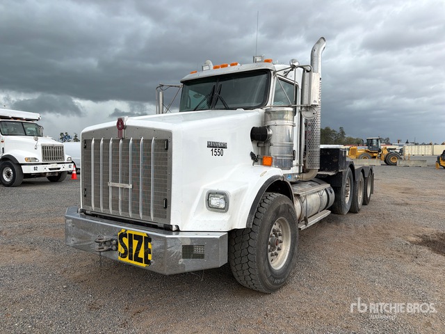 2016 Kenworth T800 6x4 Winch Truck