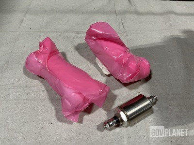 (19) 52F1745-002 Capacitors