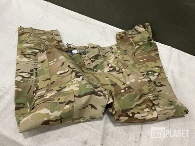 (7) Pairs of Extreme Cold Weather Trousers