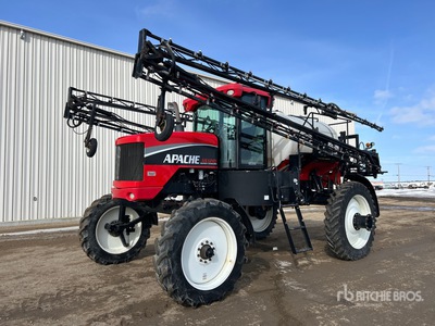 2009 Apache AS1210 100 ft 4x2 High Clearance Pulverizador Autopropulsado