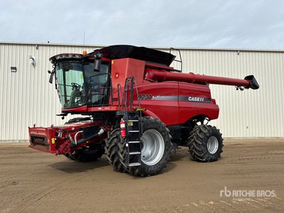 2013 Case IH 9230 Combine Harvester