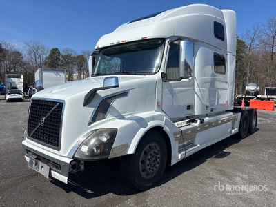 2016 Volvo VNL780 6x4 Tracteur Routier Couchette