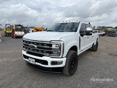 2023 Ford F-350 Platinum 4x4 Crew Cab Pickup