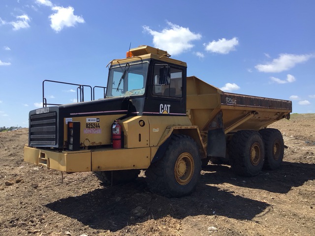 1997 Cat D250E Articulated Dump Truck
