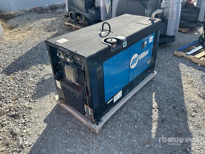 2015 Miller Big Blue 350 Pipe Pro 300 A Skid-Mounted Multi-Process Engine Driven Welder
