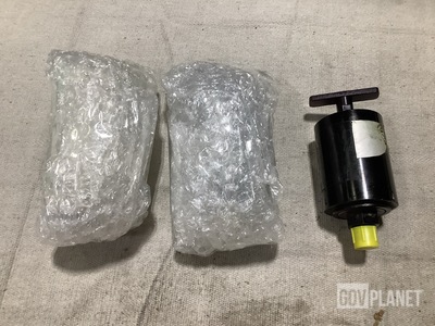 (3) Liquid Quantity Indicators