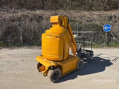 2005 Manitou 105 VJR2 Nacelle Verticale A Mat Droit Vertical Mast Lift (Inoperable)