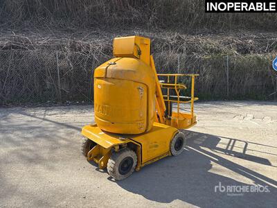 2005 Manitou 105 VJR2 Nacelle Verticale A Mat Droit Vertical Mast Lift (Inoperable)