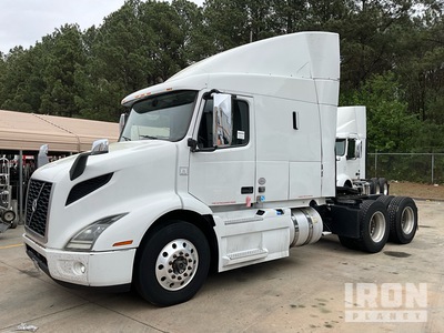 2020 Volvo VNR 6x4 Sleeper Truck Tractor