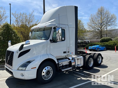 2020 Volvo VNR 6x4 T/A Day Cab Truck Tractor