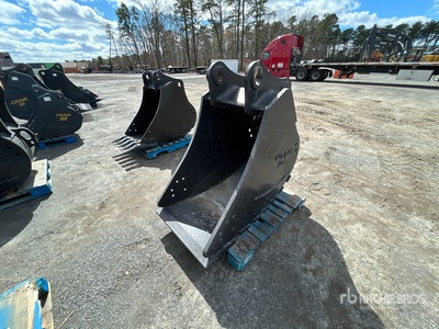 Craig 30 in 0.97 cyd Trenching Excavator Bucket - Fits Komatsu PC220-290, 308 (Unused)