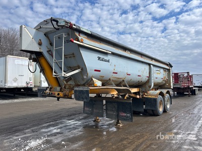 2005 Midland Sk2400 27 ft T/A kiep aanhangwagen