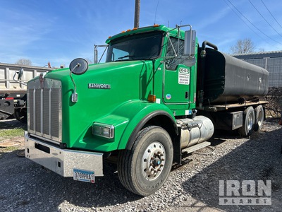 2013 Kenworth T800 4000 gal 6x4 Tanker Truck (Inoperable)