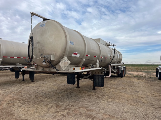 1993 Trailmaster 8400 gal T/A Tanker Trailer