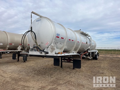 1998 Polar 8400 gal T/A Tanker Trailer
