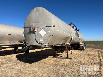 1980 Pullman Trailmobile T23E-42AG 7500 gal T/A Tanker Trailer