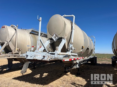 1974 Heil JET15 12000 cft T/A Pneumatic Bulk Trailer