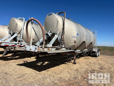 1974 Heil JET15 12000 cft T/A Pneumatic Bulk Trailer