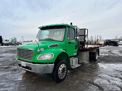 2019 Freightliner M2 106 4x2 Camión rodante