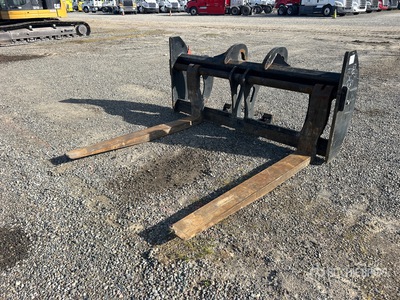 Cat 72 in 938M Wheel Loader Forks