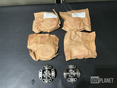 (88) VSE 3-65813 Universal Joint Spiders