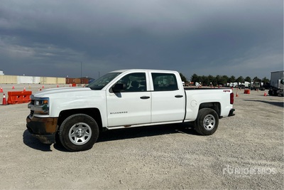 2018 Chevrolet Silverado 1500 4x4 Crew Cab Pick Up