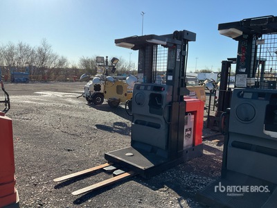 2017 Toyota 7BPUE15 3000 lb Order picker