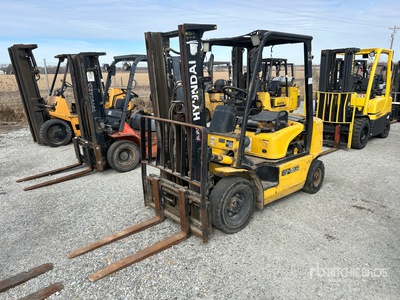 2012 Hyundai 20D-7E 4000 lb Pneumatic Tire Forklift