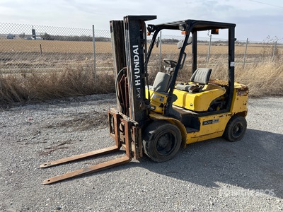 2014 Hyundai 30D-7E 5510 lb Cushion Tire Forklift