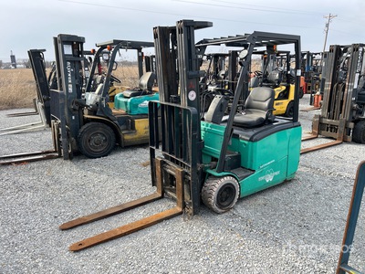 2014 Mitsubishi FB20PNT-AC 3450 lb Electric Forklift (Inoperable)