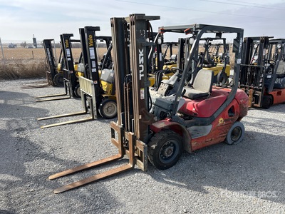 2006 Tusk 500PG-16 8900 lb Pneumatic Tire Forklift (Inoperable)