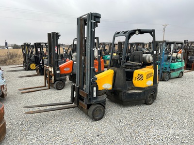 2015 Aisle Master 20S 4400 lb Cushion Tire Articulated Forklift (Inoperable)