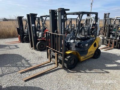 2017 Komatsu FG25T 4800 lb Pneumatic Tire Forklift
