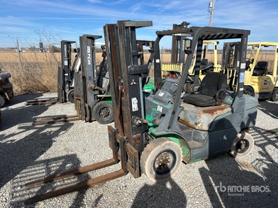 2006 Mitsubishi FG25N Pneumatic Tire Forklift