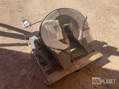 Holland FW2080-S06107-LL Fifth Wheel Assembly