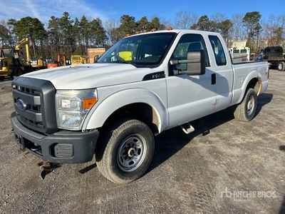 2015 Ford F-250 4x4 Extended Cab Pickup